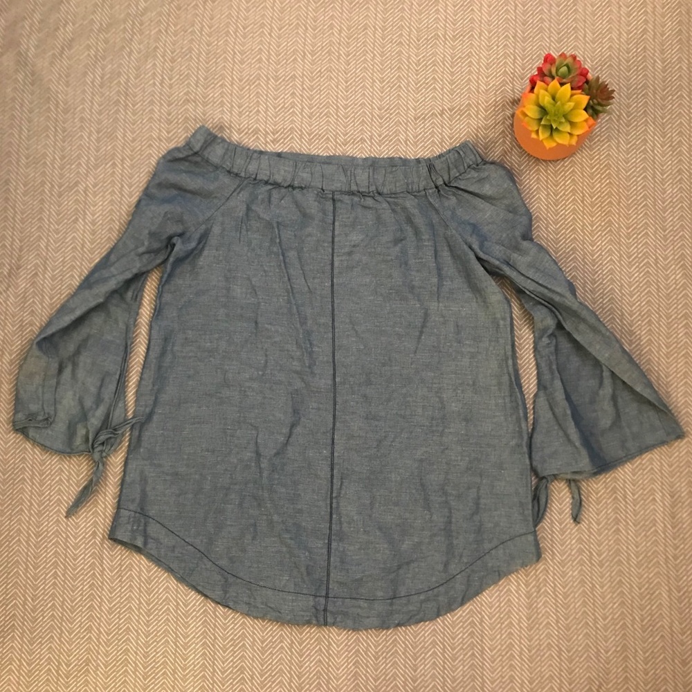 💕HP💕Free People Chambray Off Shoulder Top - Picture 6 of 6